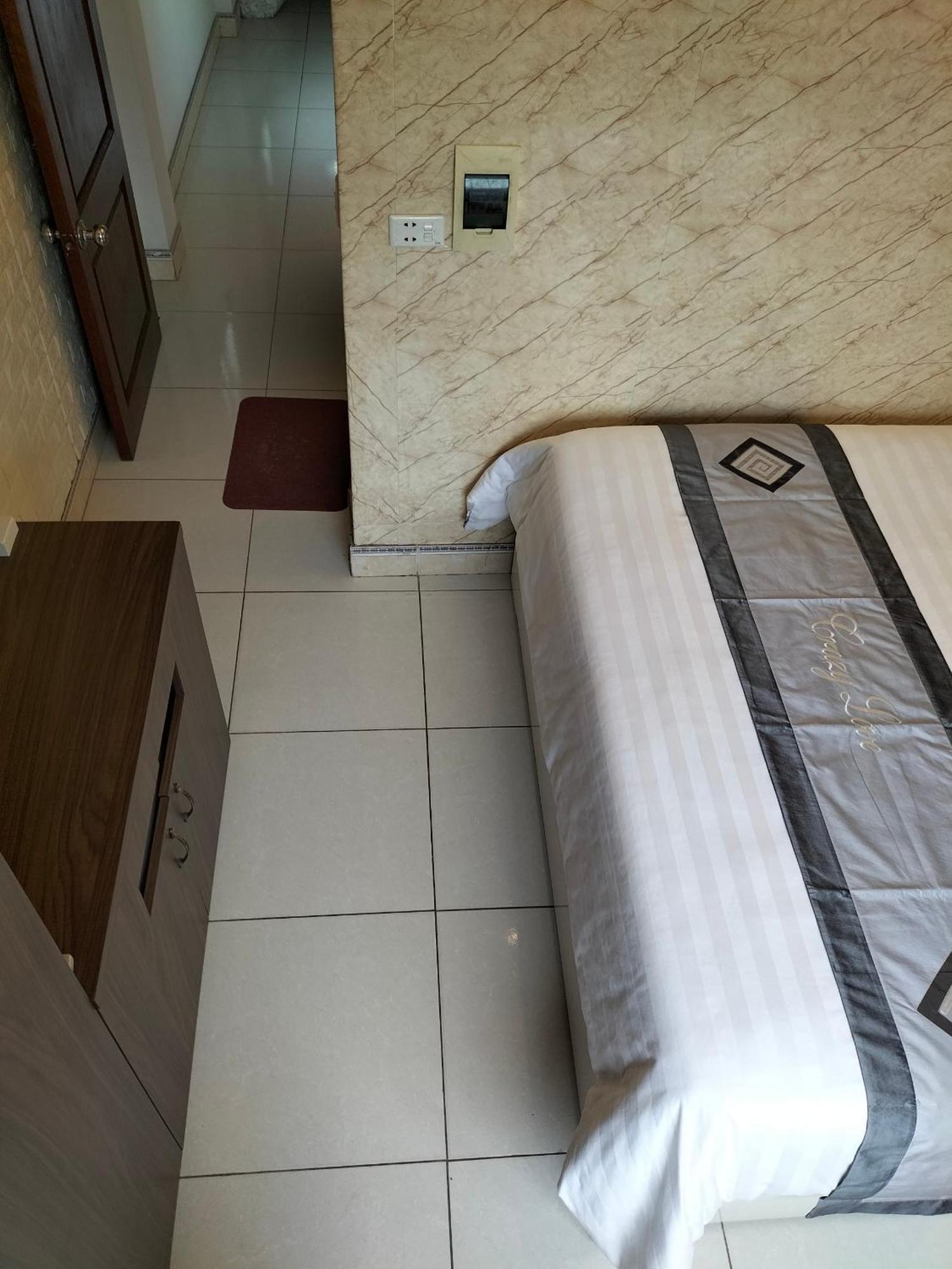 Roma Hotel Noi Bai Airport 하노이 외부 사진